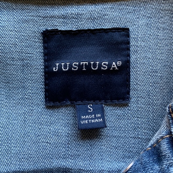 Jean Jacket. - Picture 2 of 10